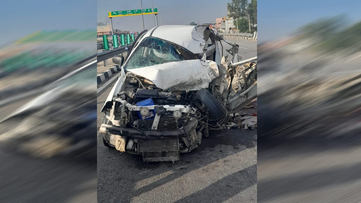Road accident on Delhi-Haridwar highway two people from Haryana killed four injured roorkee uttarakhand news