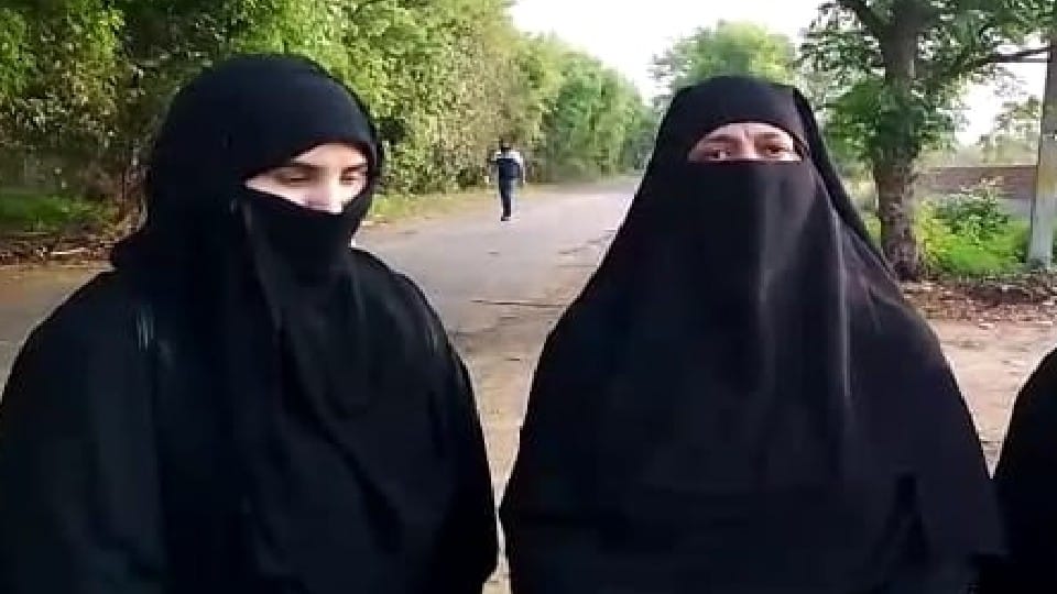 Ashraf wife and sister raised demand for CBI inquiry in Umesh Pal Murder case
