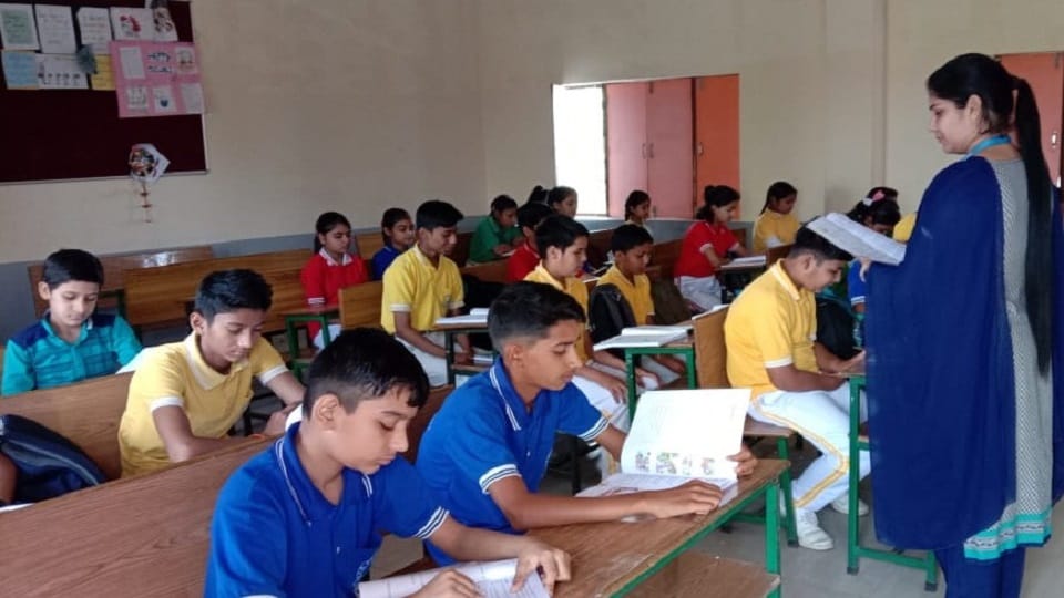 New academic session started children reached school smiling