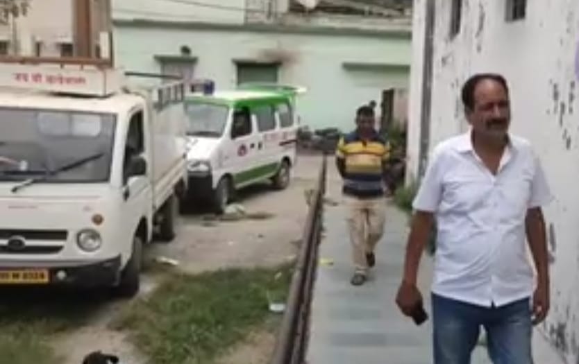 Bihar: UCO Bank manager run over by truck in Siwan, died on the spot