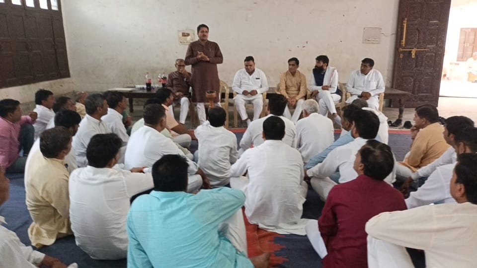 Haryana Sarpanch Association big announcement, boycott boards of ruling leaders will installed in village