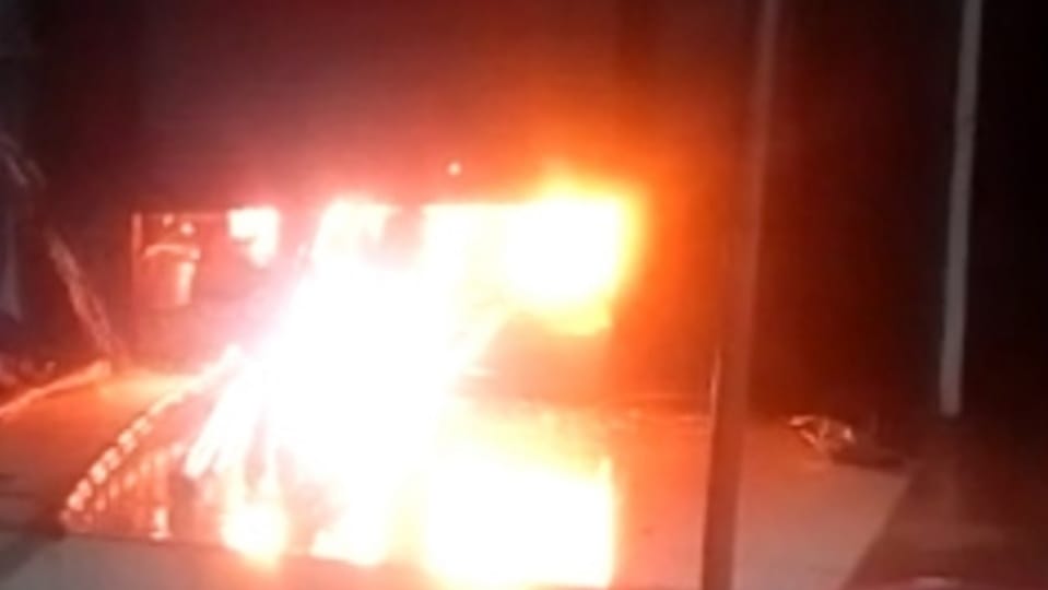 fire accident in chhattisgrh; loss of crores due to fire in electronic showroom in korba