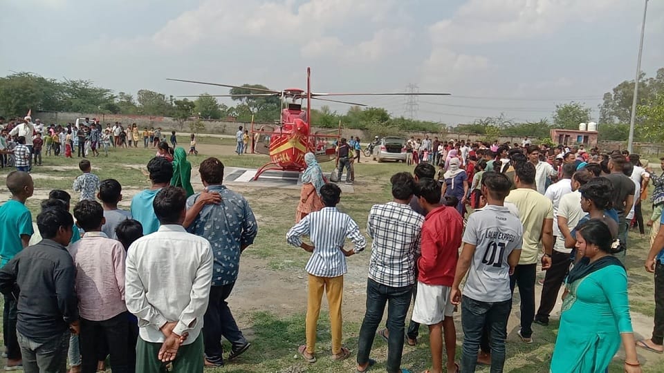 Junior Warrant Officer Ajit Singh made his retirement memorable, reached the village by helicopter