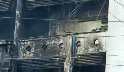 Kanpur Fire, Burnt houses of animals and birds, were rescued and taken out by police