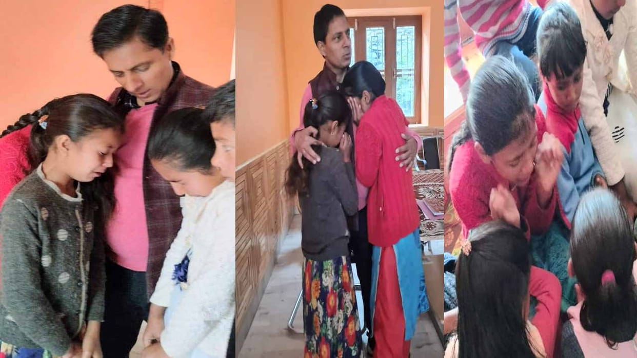 The children of Sachani School wept on being separated from their dear teachers.