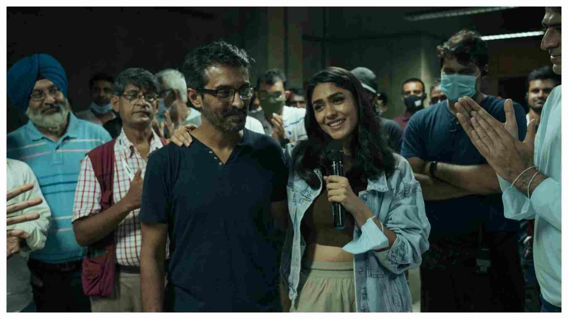 Gumraah: Mrunal Thakur wants to become director Sita Ramam actress Exclusive interview with Amarujala