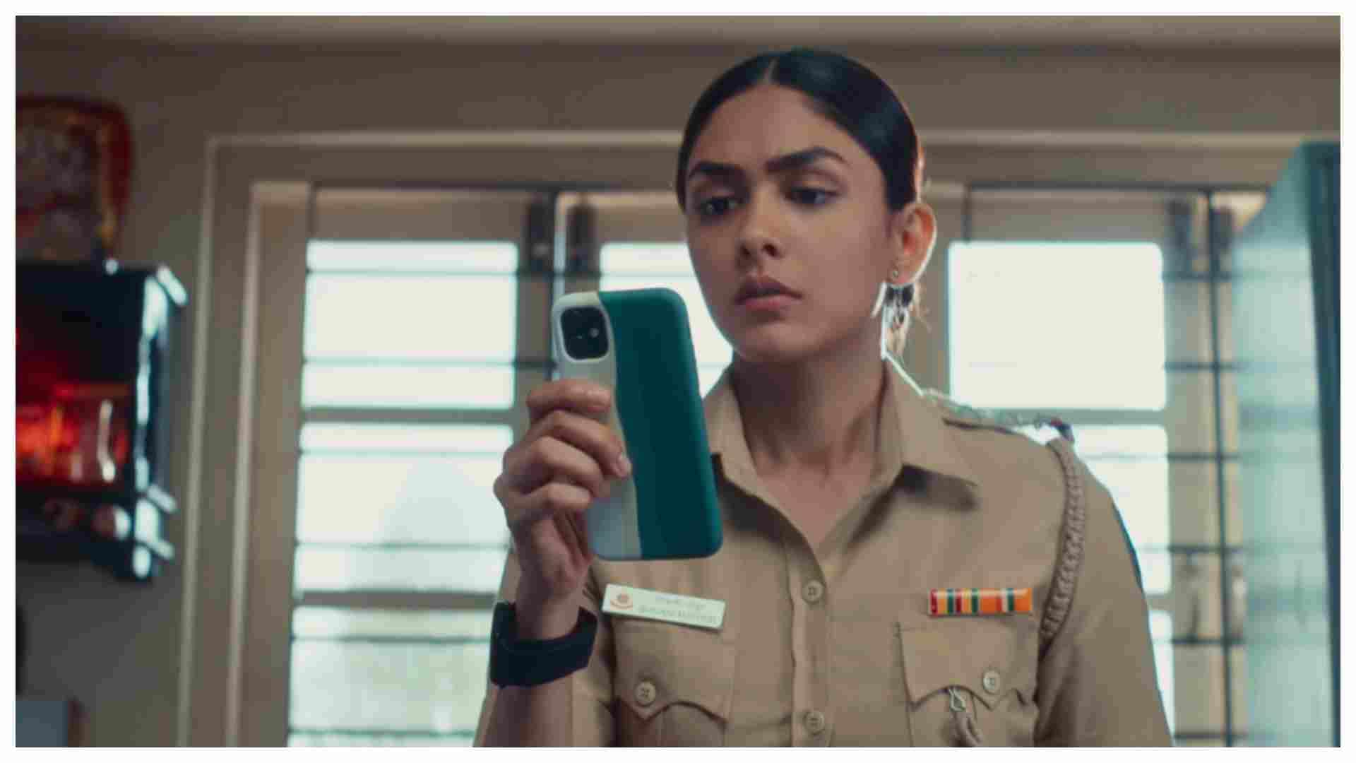 Gumraah: Mrunal Thakur wants to become director Sita Ramam actress Exclusive interview with Amarujala