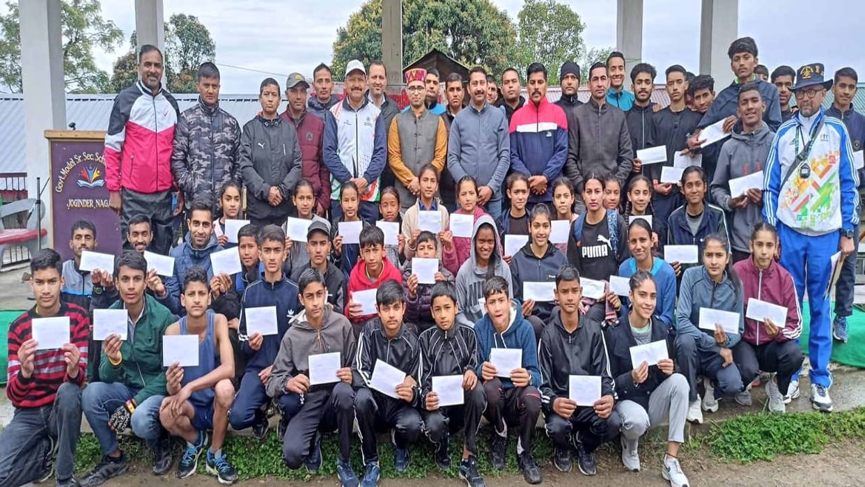 Mandi's Anees, Hamirpur's Kanijo won state level marathon