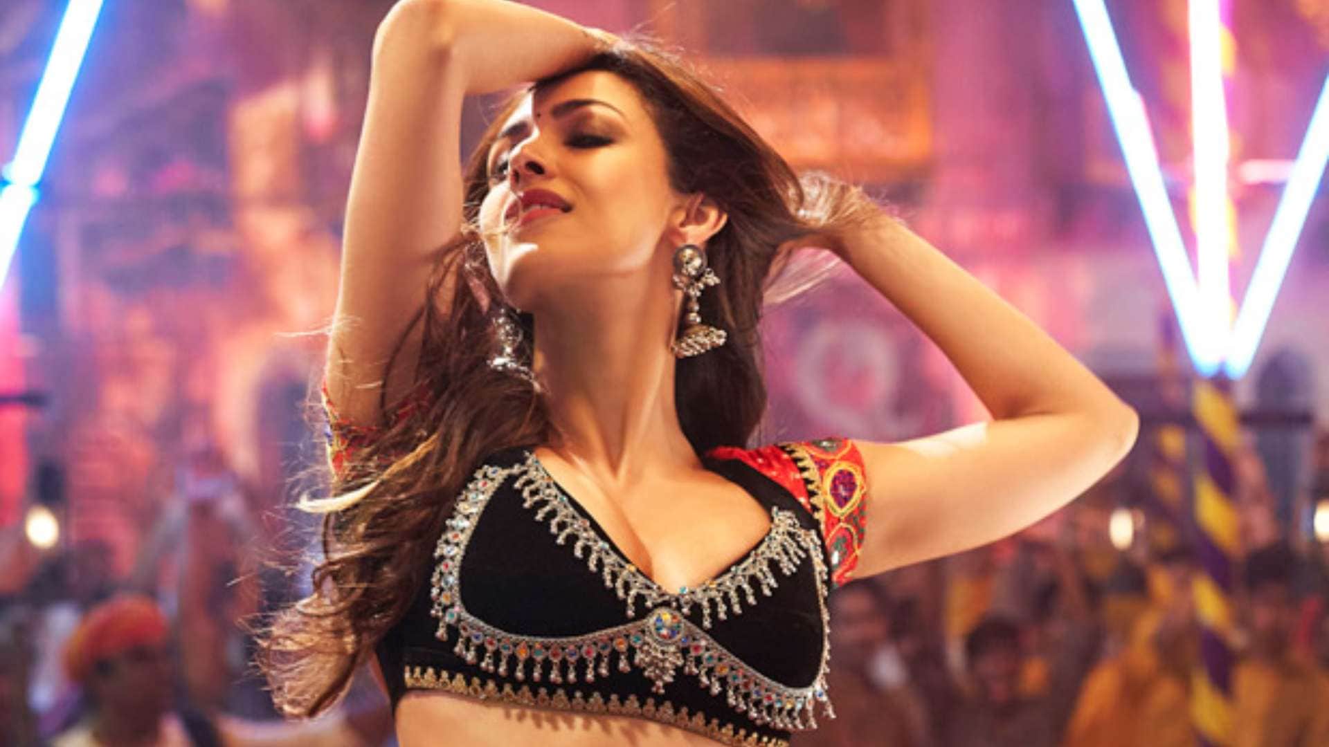 These Beauties Are Most Expensive Bollywood Item Song Dancer From Kareena Kapoor To Katrina Kaif