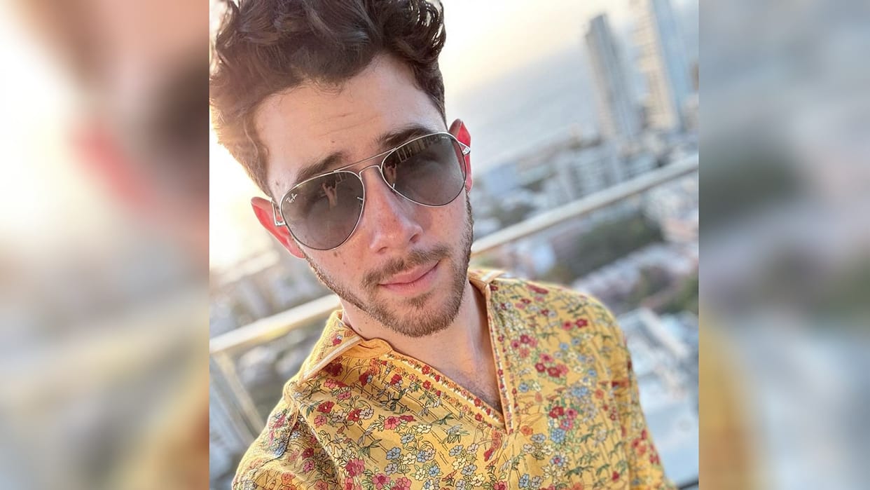 Nick jonas said he missed India users tells him to stay here with priyanka chopra and daughter Malti Marie