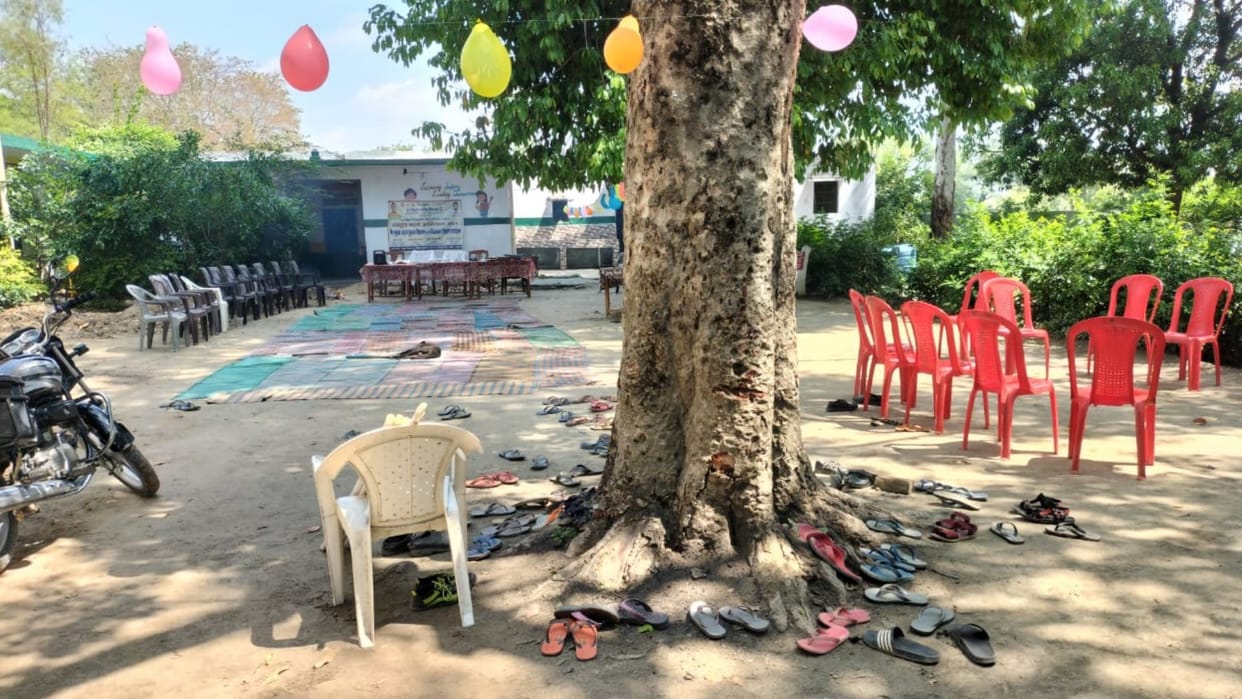 Bee attack in a school in kheero block in Raebareli.