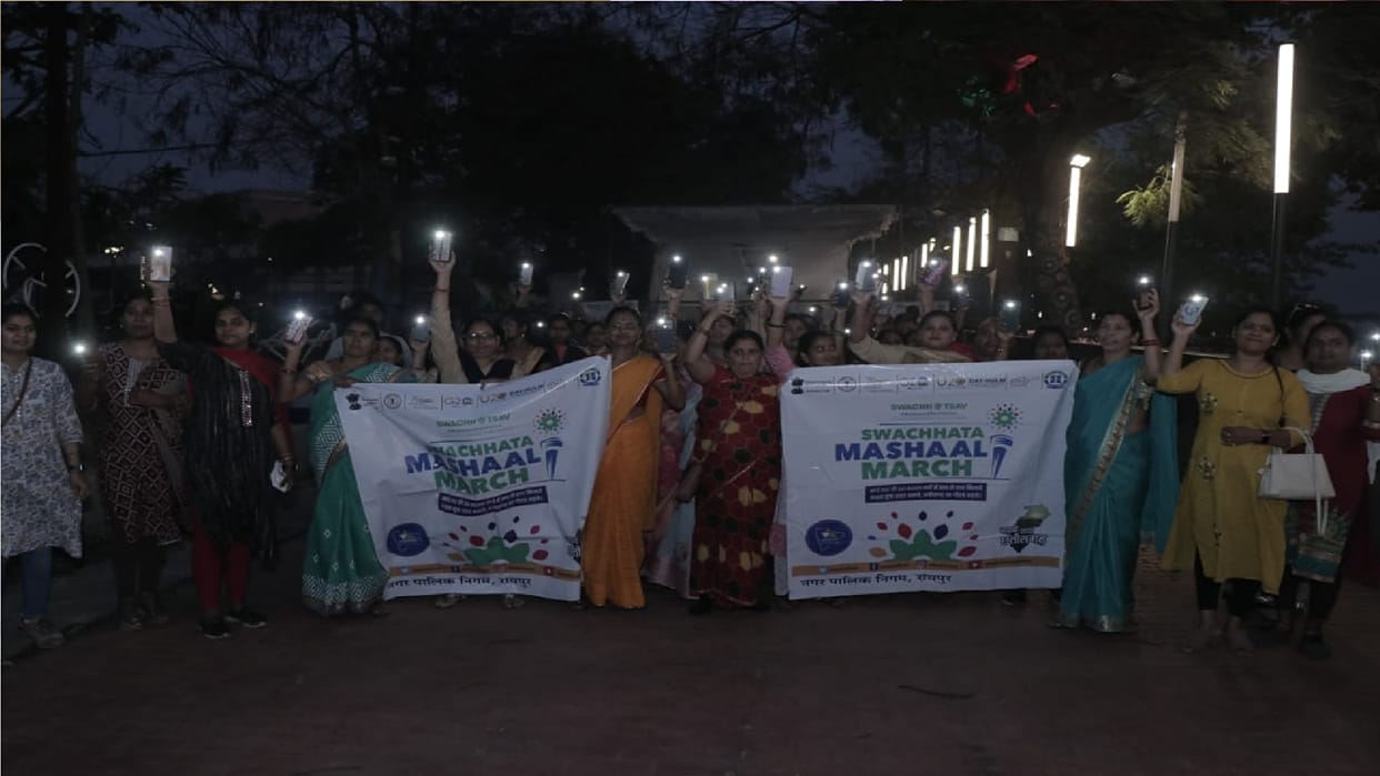 mammoth cleanliness torch rally in raipur