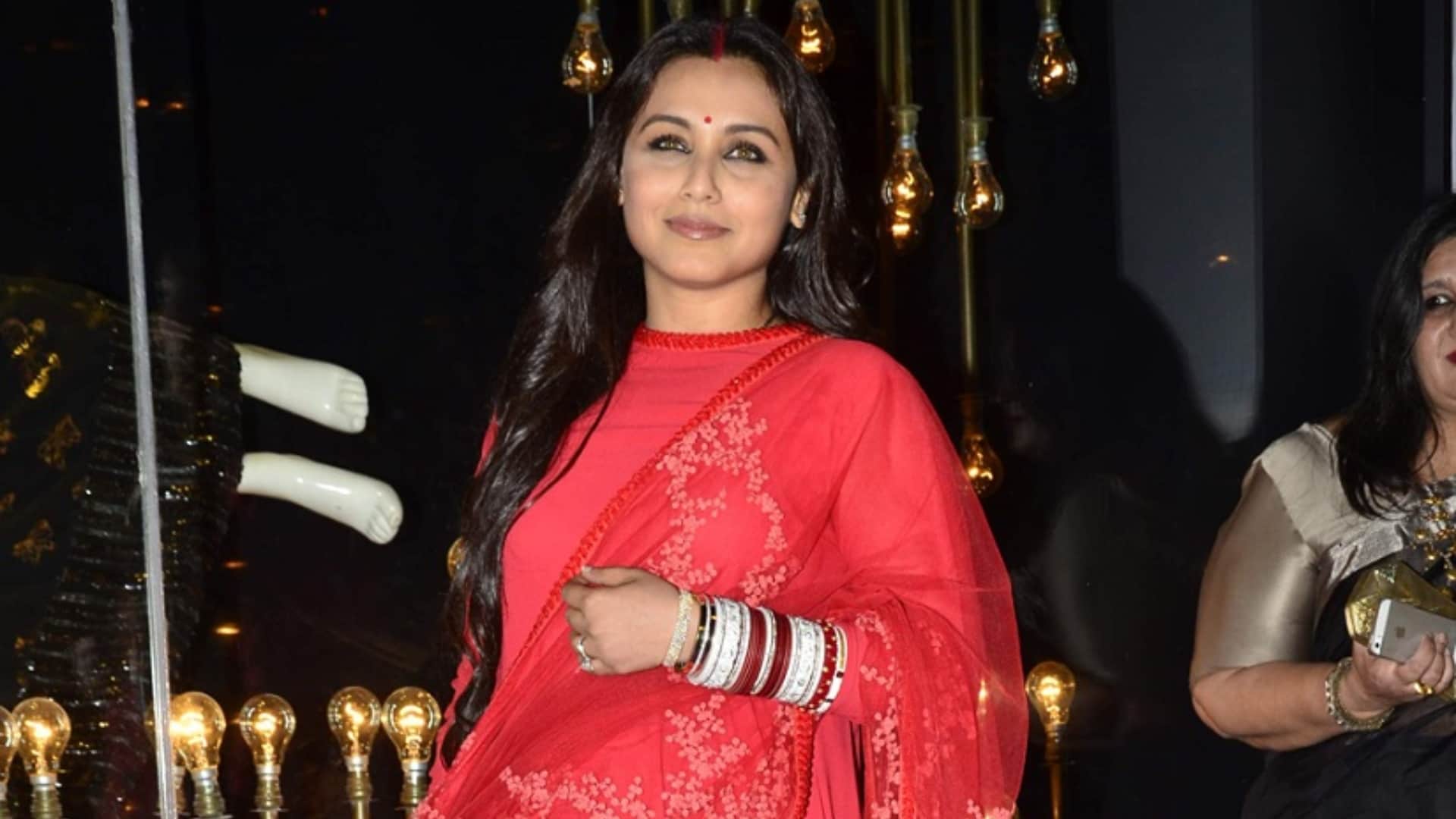 Rani Mukerji talk with Kareena Kapoor Actress Reveal She Never allow Paparazzi to click Daughter Adira Photo