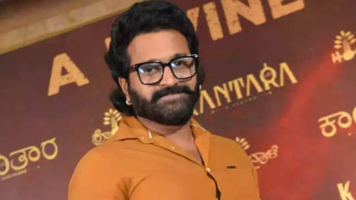kantara superstar rishab shetty says please support my films i am not going to enter in politics read here