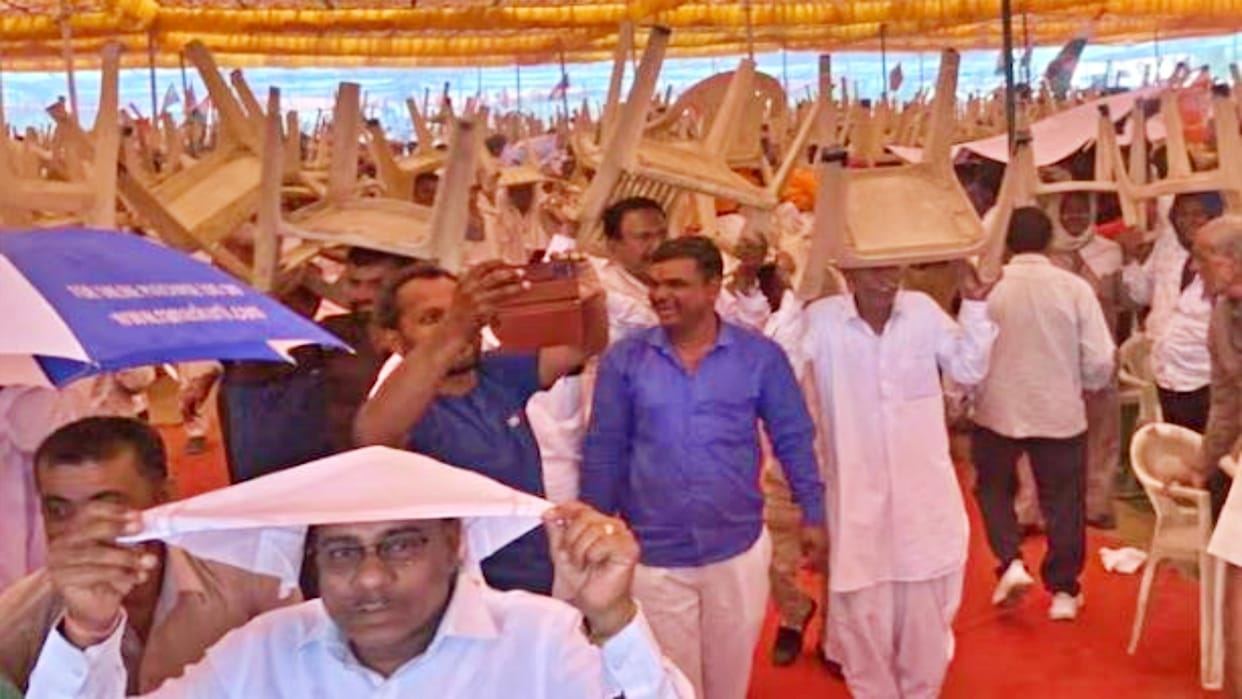 Rain caused chaos in CM Ashok Gehlot's program in Ajmer