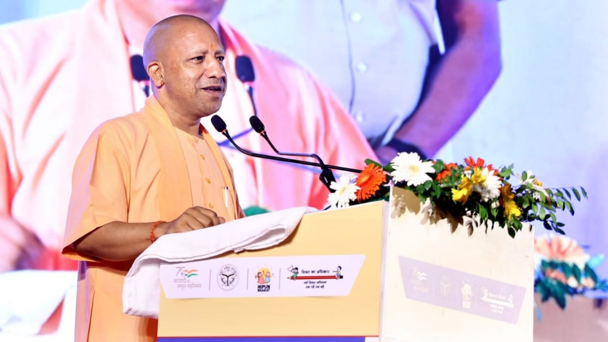 CM Yogi Adityanath starts school chalo abhiyan in Lucknow.