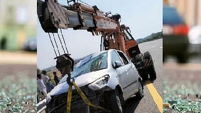 Unnao Accident, Car collided with safety grill, two injured including election commissioners mother