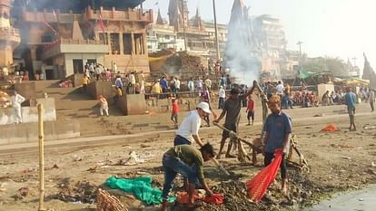 Cleanliness drive at Moksha Dham Manikarnika crematorium, Namami Gange appeals to the people at the ghat