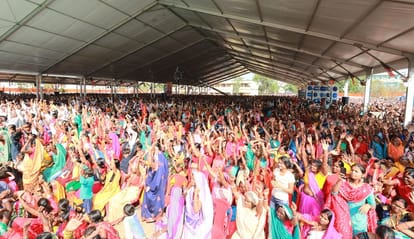 Minister of Home Affairs Amit shah bihar rally today in nawada attacked nitish kumar on communal riots