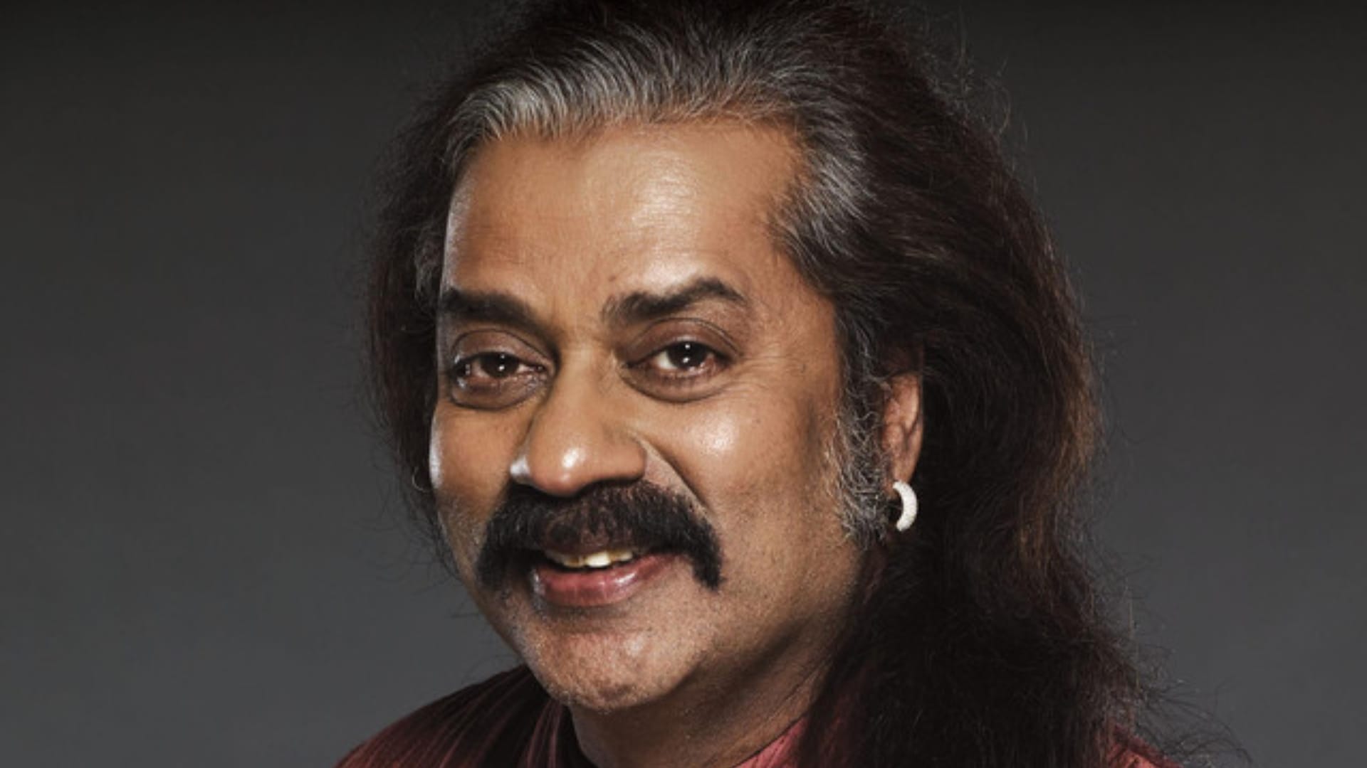 Hariharan  Birthday Of Famous Bollywood Singer Who sang Song In Many Language Know About His Career