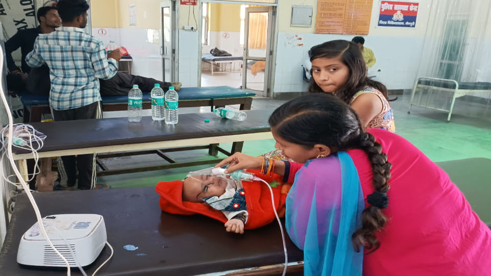 Three patients died of heart attack and fever and asthma in Mainpuri five were referred