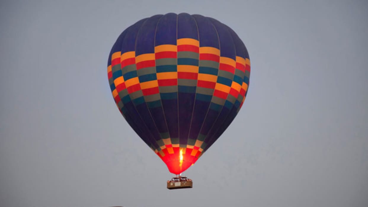Video: Hot Air Balloon Catches Fire Mid-Air In Mexico, Passengers Jump Off