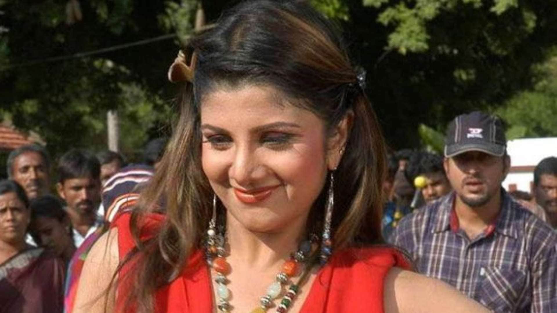 These top beauties of Bollywood flopped in Bhojpuri cinema from Nagma to Bhagyashree
