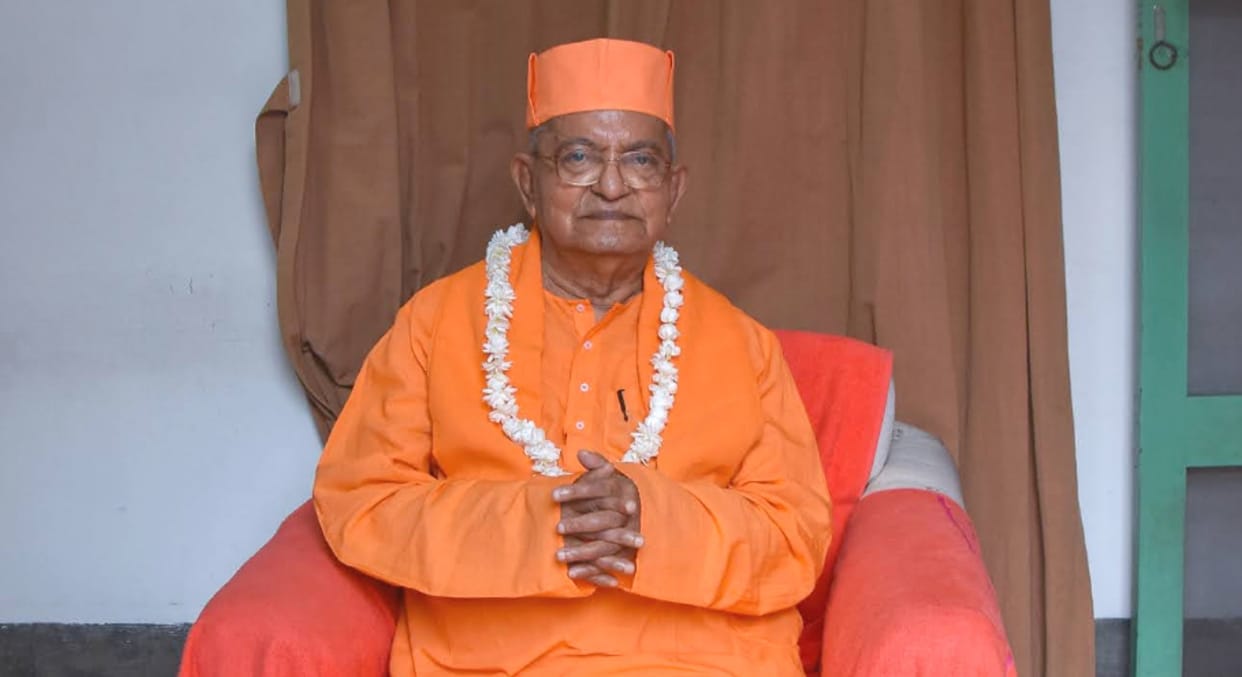 Ramakrishna Mission vice-president Swami Prabhanandaji Maharaj passes away West Bengal CM expresses grief