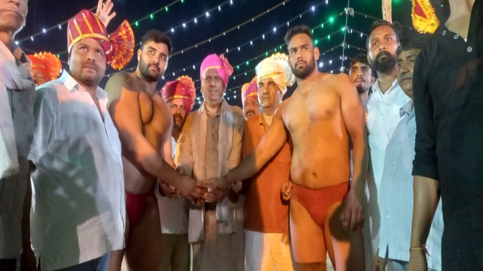 Two lakh 51 thousand wrestling left on par