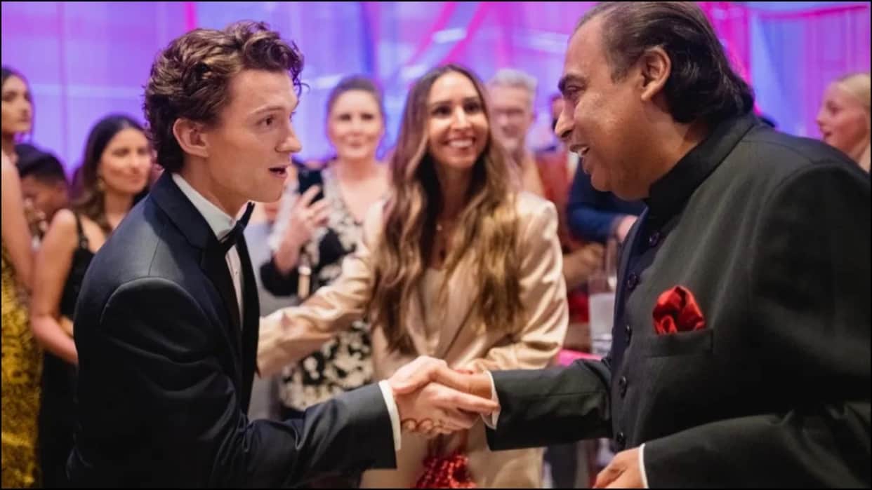 Hollywood Actor Of Spider Man Tom Holland Meet Mukesh Ambani At NMACC Said Thank you For inviting