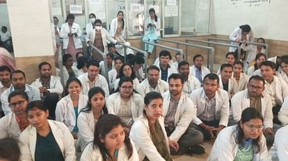 Doctors strike in Varanasi biggest Ayurvedic hospital angry over not getting stipend