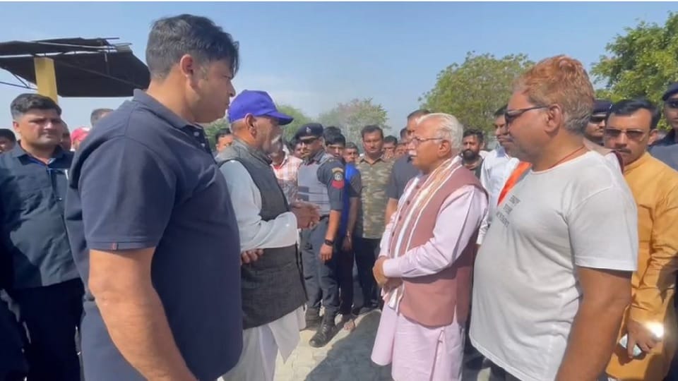 Chief Minister attended funeral of BSF jawan Mukesh in Bhiwani