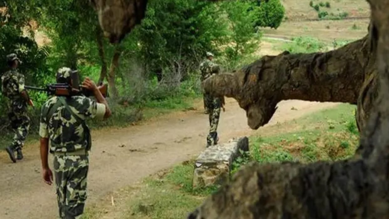 two Naxalite killed in encounter in border area of Dantewada Bijapur
