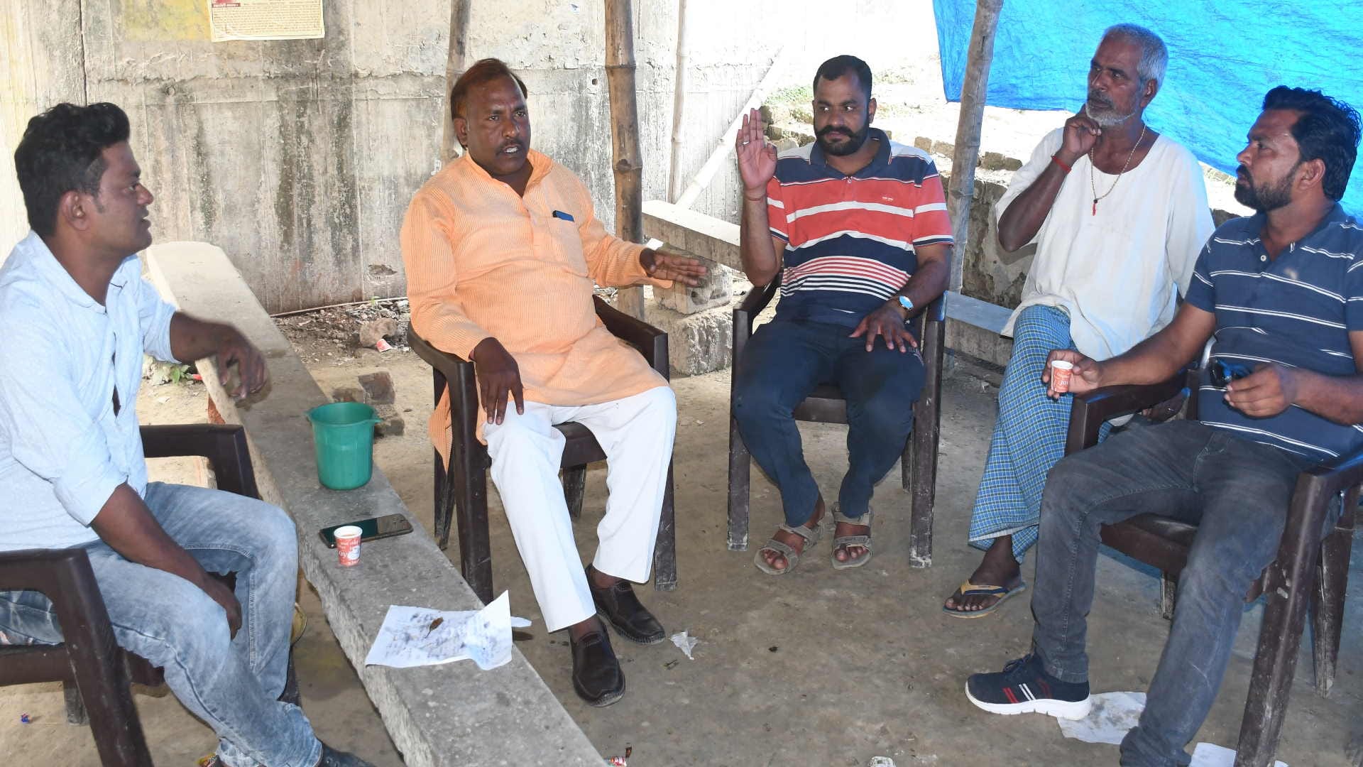 Farmers not ready to give soil for Link Expressway in gorakhpur