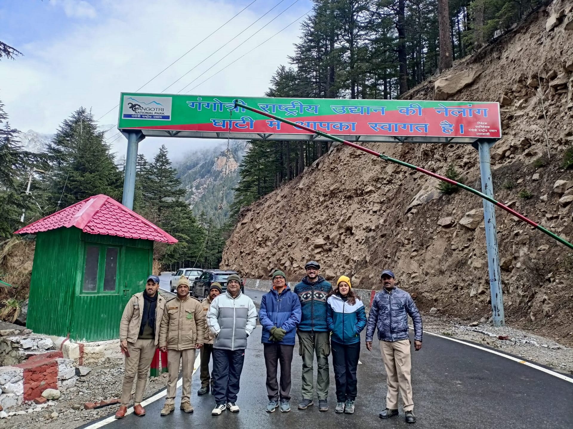 Snow leopard captured on trap camera in Chorgad Nelong Valley Gangotri National Park Uttarakhand news