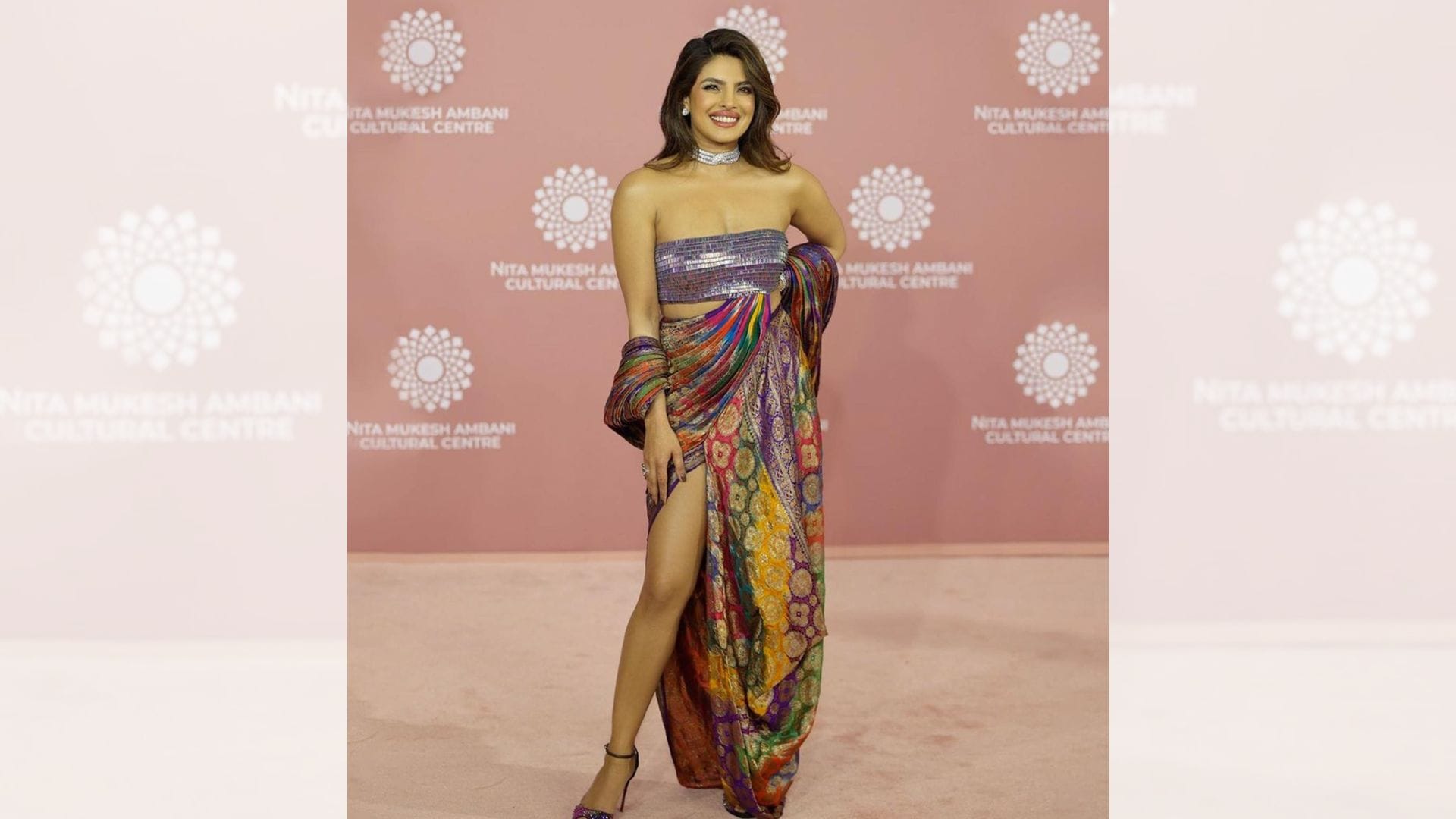 Fashion how Recreate Wedding Saree in many other outfits