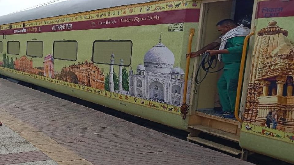 Two soldiers accused of misdeed with women in a railway compartment in Jhansi sent to jail