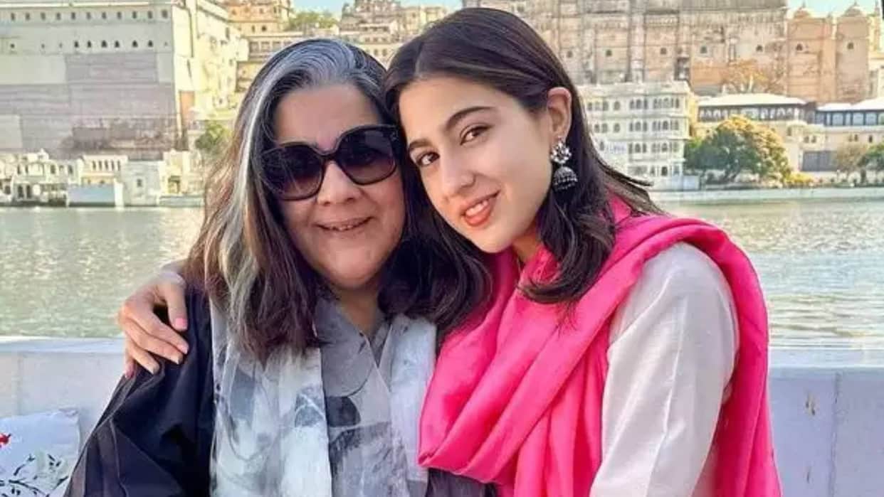 Sara Ali Khan reveals the reason why she is not working in remake of her mother Amrita Singh films