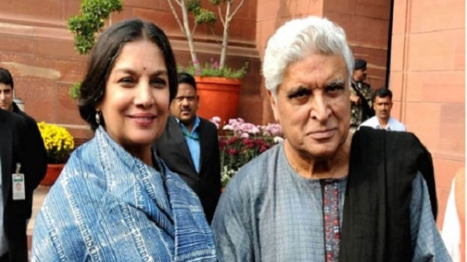 Farhan Akhtar stepmother Shabana Azmi remember her wedding time with javed akhtar said it was not that easy