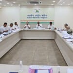 Karnataka Election: कर्नाटक में प्रत्याशियों के नामों पर मंथन करते कांग्रेस अध्यक्ष और राहुल गांधी