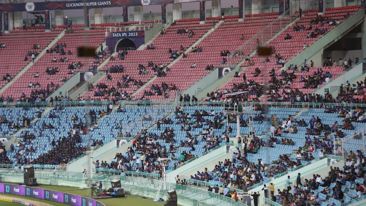 IPL ticket price reduced by 30 percent in Lucknow.