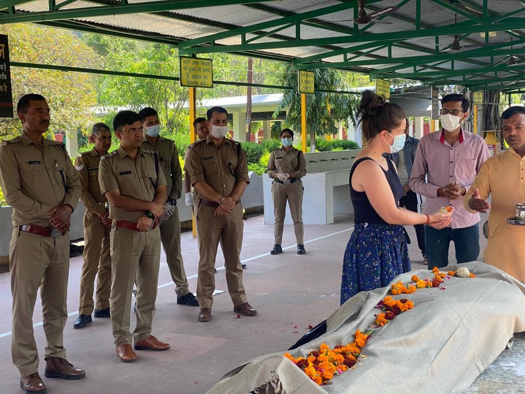 Rishikesh News: Canadian woman Kathleen funeral according to Hindu rituals