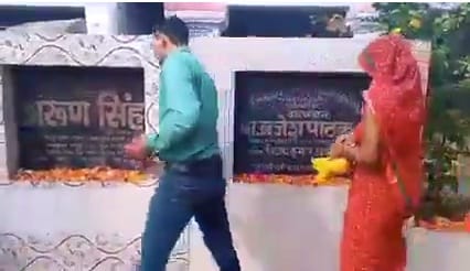 Deputy CM inscription is worshiped in Unnao, devotees offer flowers and offerings