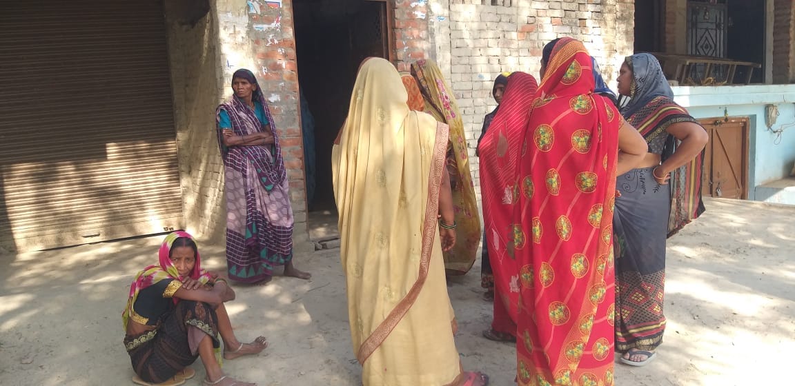 Worker dies due to electrocution: Workers were boring tubewells, there was a stir after the incident