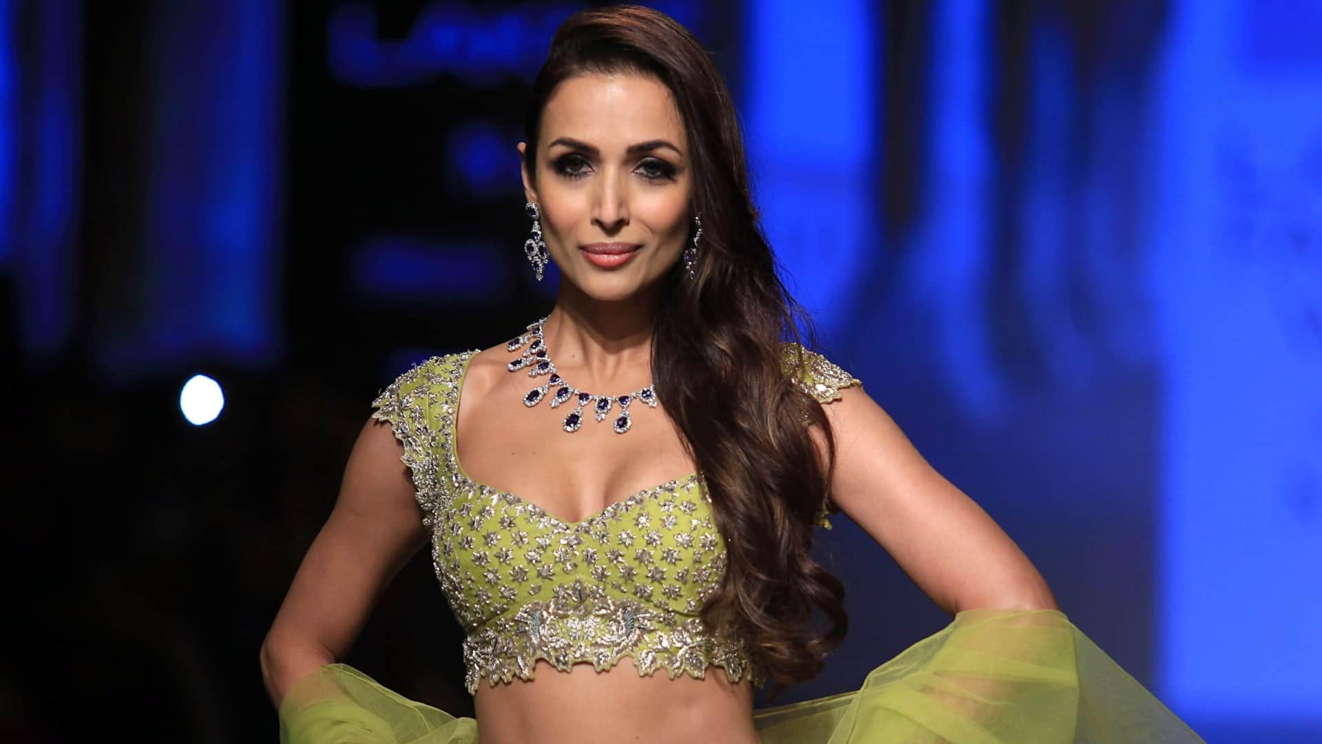 Malaika Arora Guru Randhawa Song Tera Ki Khayal Launch On Youtube Actress Looking Hot In This Video