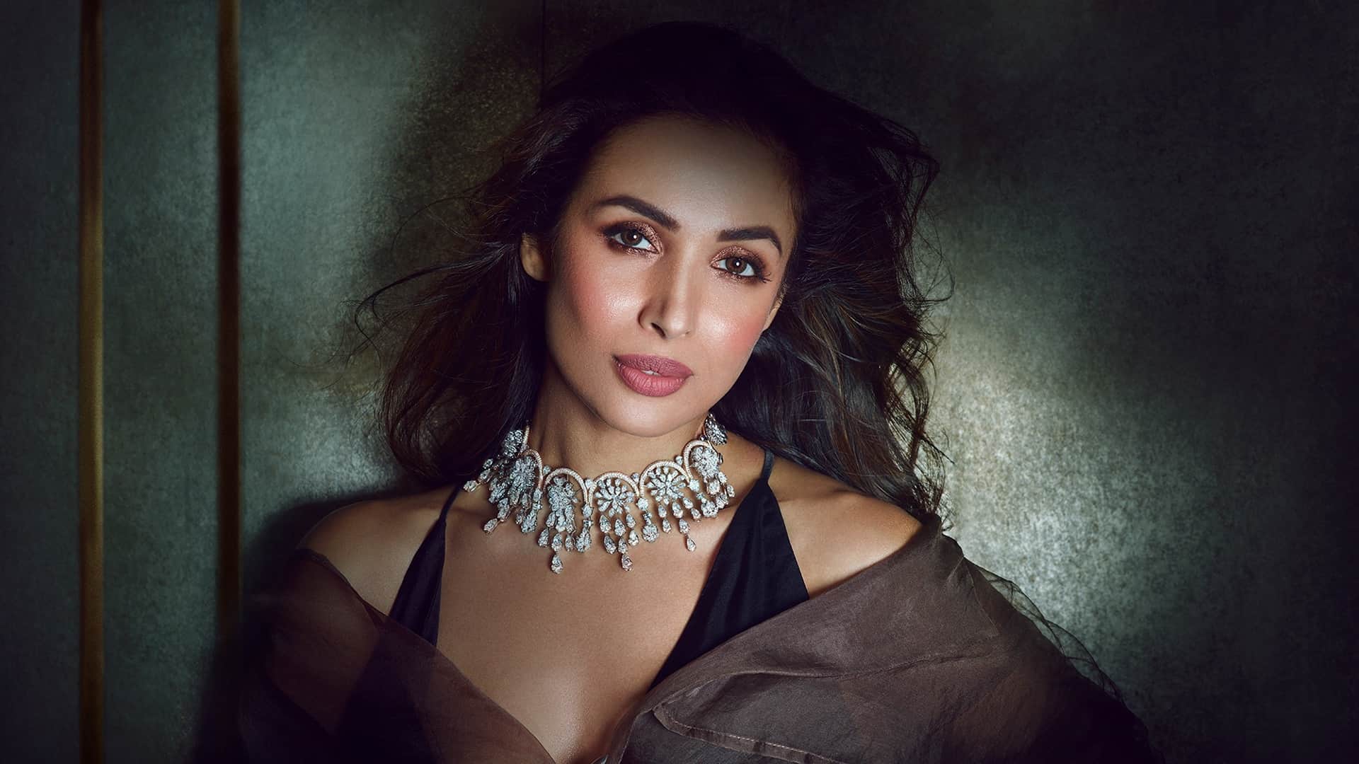 Malaika Arora Guru Randhawa Song Tera Ki Khayal Launch On Youtube Actress Looking Hot In This Video