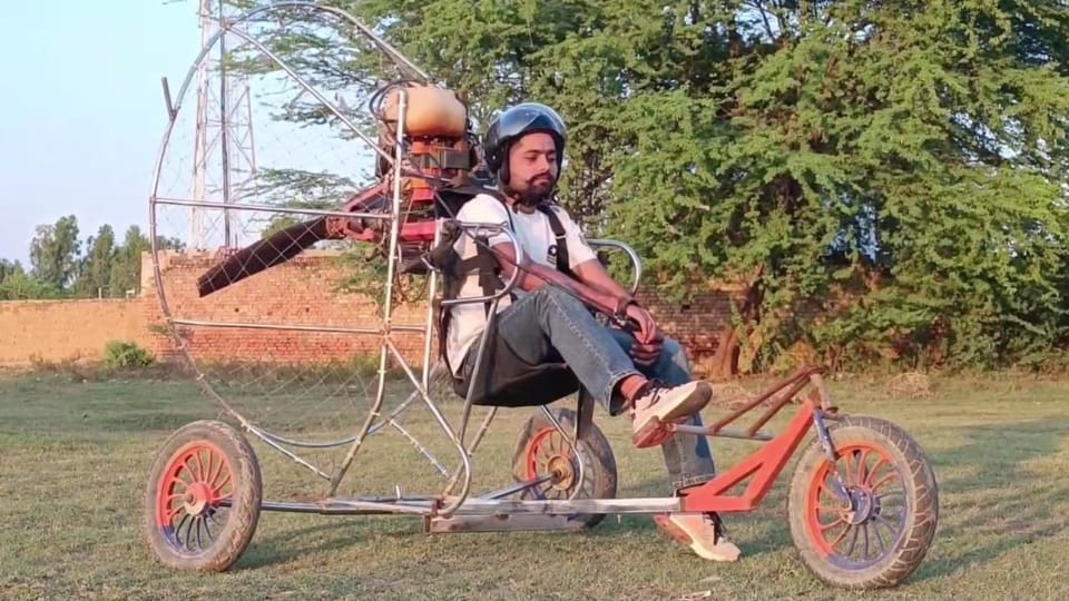 Harpreet Singh of Faridkot made paraglider with Bike Engine