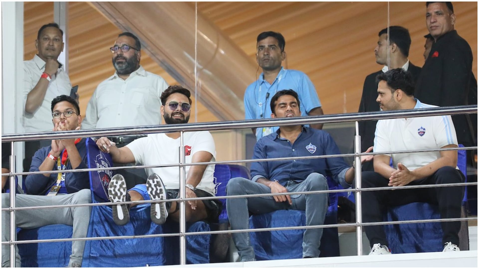 DC VS GT IPL 2023 Rishabh Pant appeared in stadium for first time after car accident became emotional