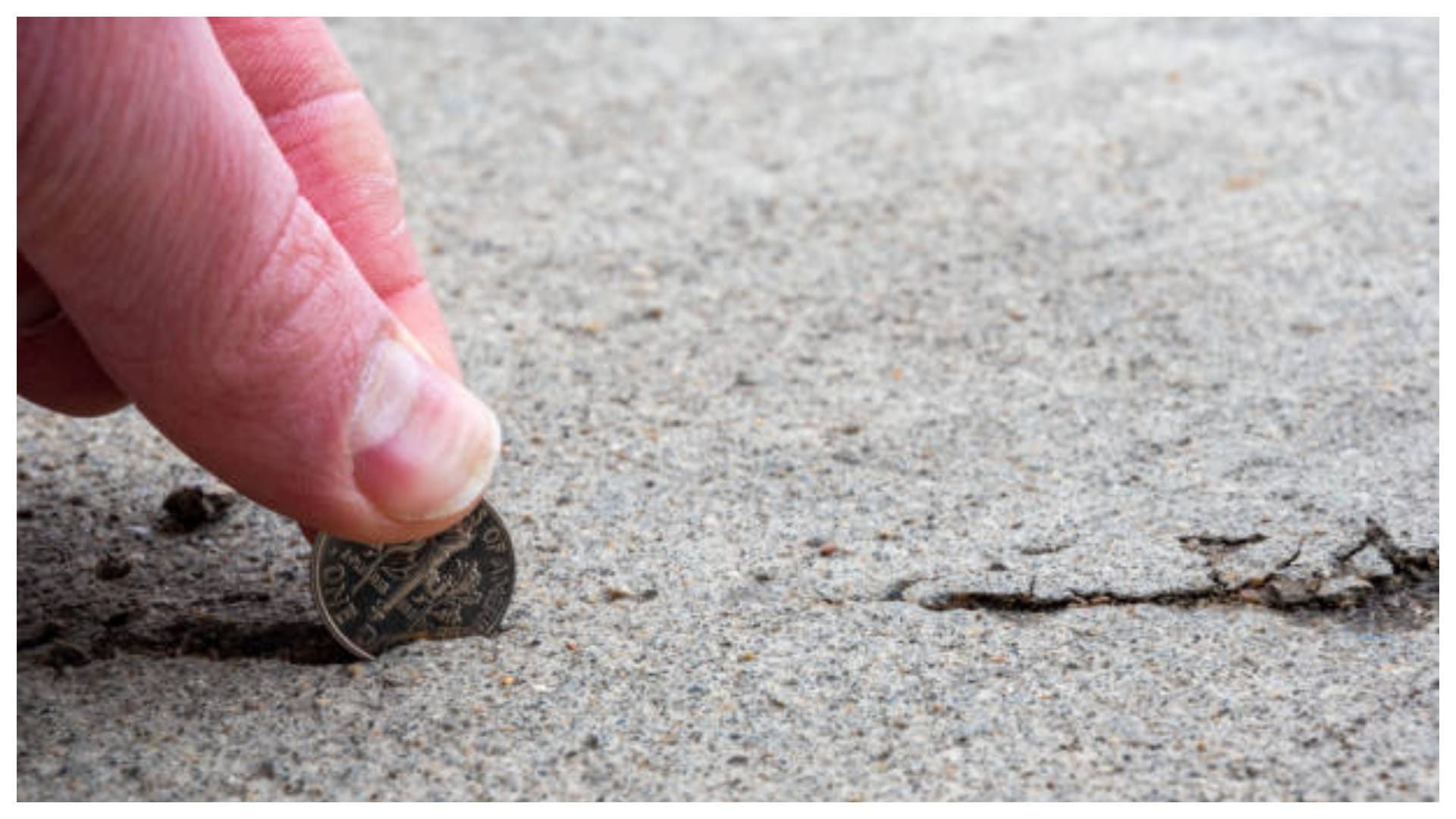 Vastu Tips For Money Is it Shubh or Ashubh to find money fallen on the road