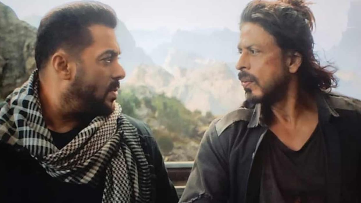 Shah Rukh Khan Pathaan Verses Salman Khan Tiger 3 know clash reason between Yash raj Spy Universe Film